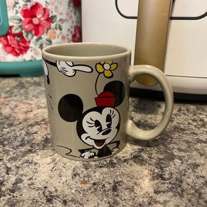 Walt Disney Classic Vintage Inspired Mickey Mouse Coffee Mug Jerry Leigh NWT